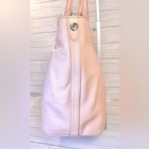 040-Cole Haan Peach Pebbled Leather Shoulder bag - Picture 3 of 12